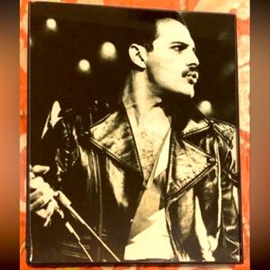 FREDDIE MERCURY LEATHER JACKET 8X10 Framed Photo 1980s